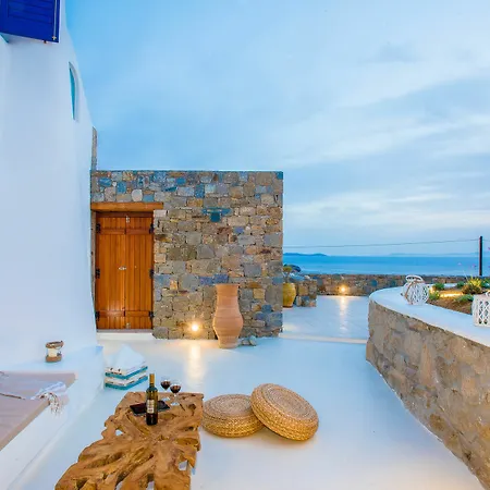 Argiro's Gorgeous In Cycladic Apartment